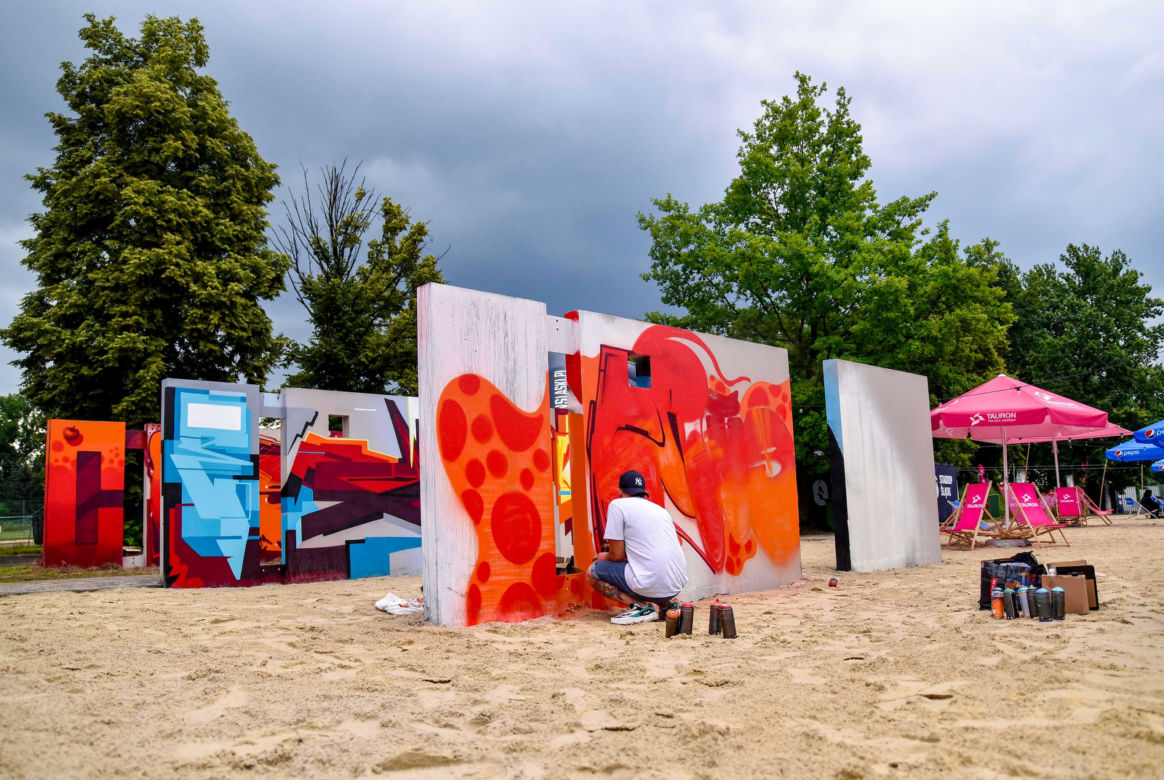 Tak wygląda sztuczna plaża przy Stadionie Śląskim. Rozkręcaliśmy tam imprezę w ramach Eska Summer City