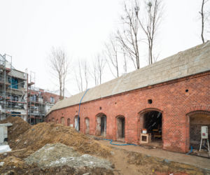 The Avenue – nowa inwestycja mieszkaniowa we Wrocławiu.  Zdjecie XIX-wiecznego Schronu Piechoty, który znajduje się obok budynku