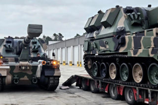 „W powietrzu czuć święto artylerzystów”. Kraby wjechały do 5. Lubuskiego Pułku Artylerii