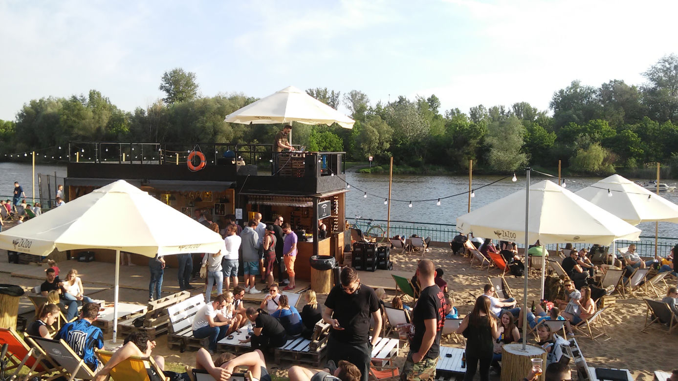 ZaZoo Beach Bar