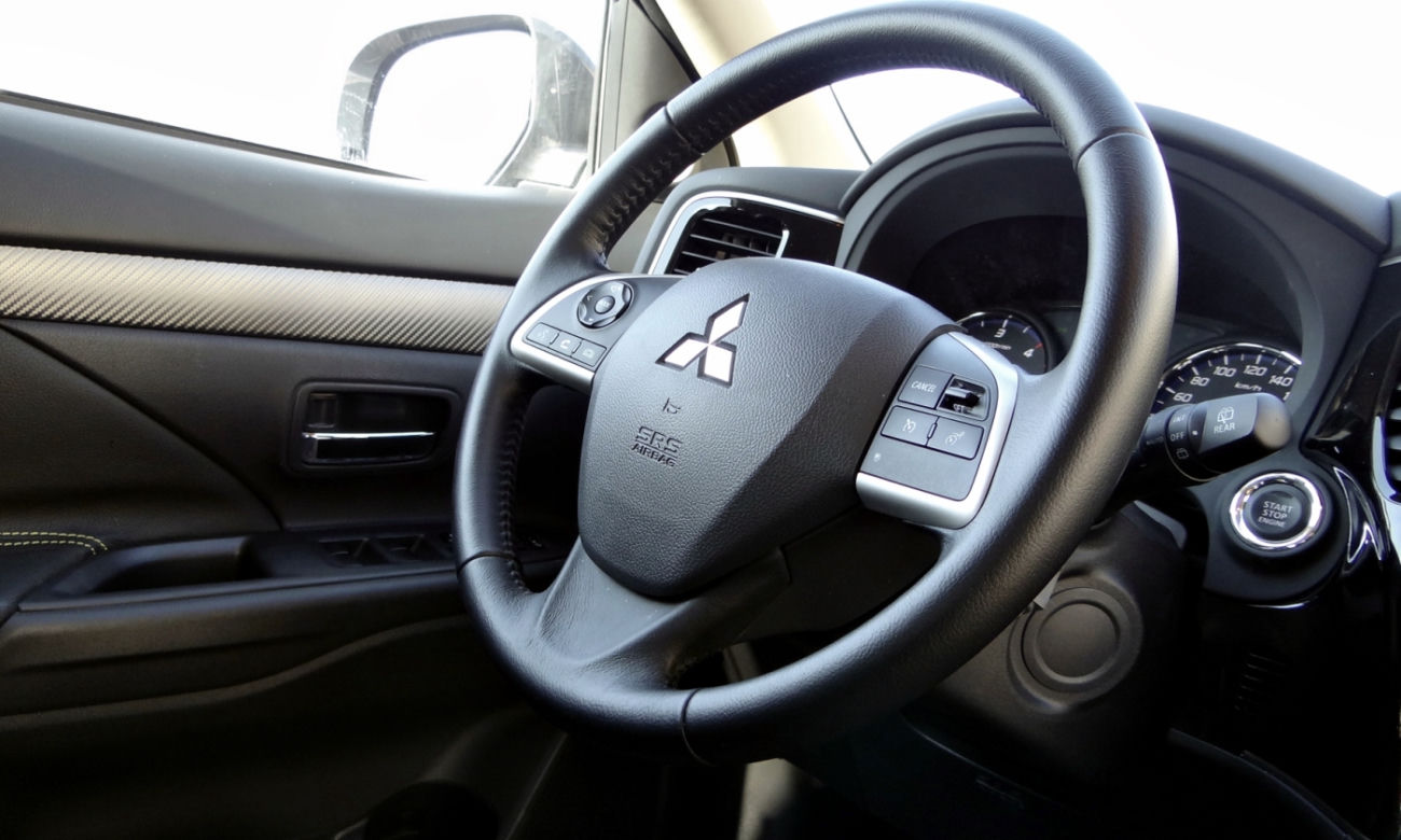 Mitsubishi Outlander 2.2 DID AT 4WD Fischer