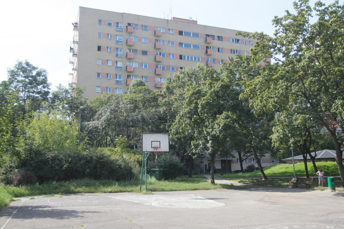Groza na Siekierkach. Oszuści grasują po domach i wyłudzają pieniądze!