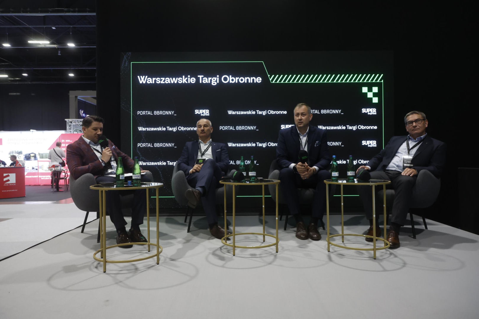 Warszawskie Targi Obronne.. Scena Niebieska Jak w czasie kryzysu zapewnić łączność satelitarną instytucjom państwa i instytucjom rządowym? Budowa suwerennego systemu: potrzeby oraz krajowe zdolności przemysłowe.