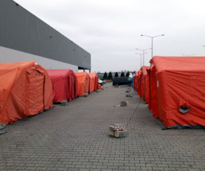 Podkarpaccy strażacy angażują się w pomoc humanitarną [GALERIA]