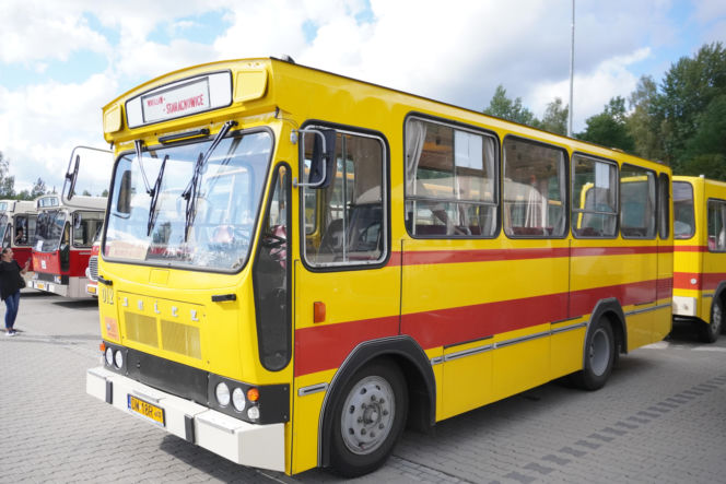 Kultowe autobusy opanowały Starachowice! Ruszył III Zlot i świętowanie 70-lecia komunikacji