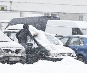 Gołoledź paraliżuje Polskę