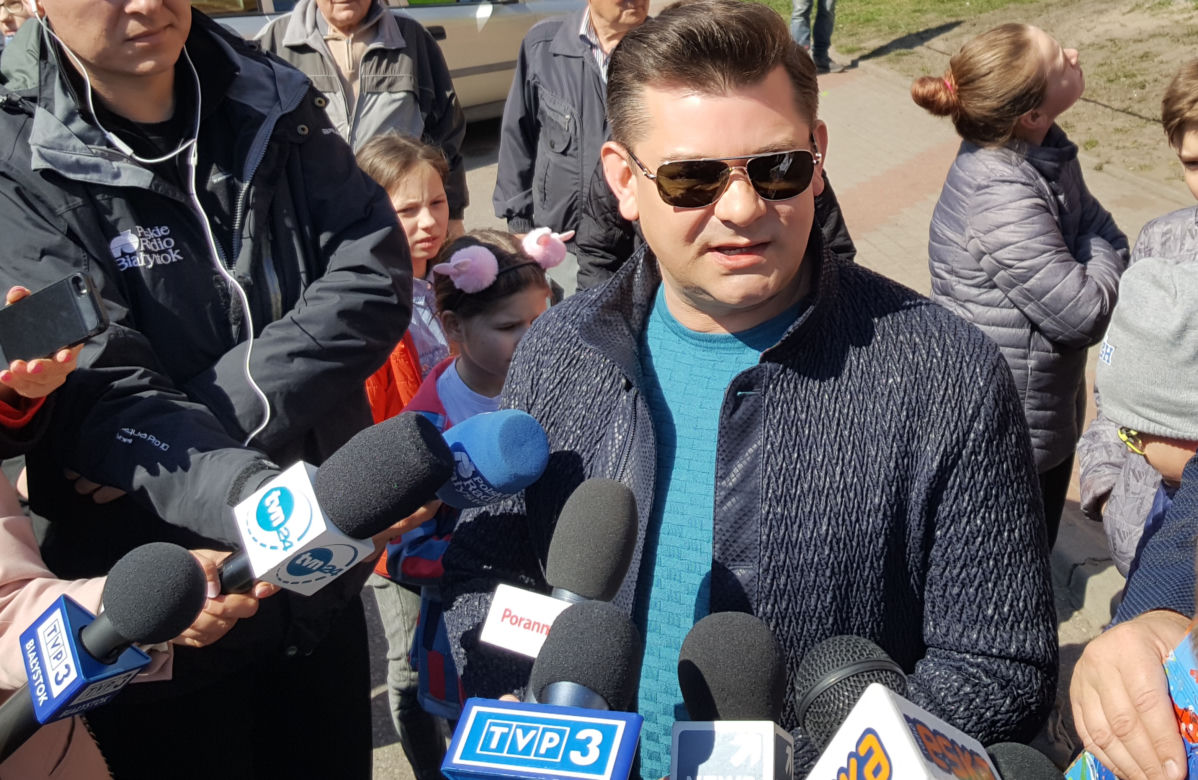 Mural Zenka Martyniuka wreszcie gotowy i oficjalnie otwarty. Król disco polo: "Jestem szczęśliwy" [ZDJĘCIA, WIDEO]