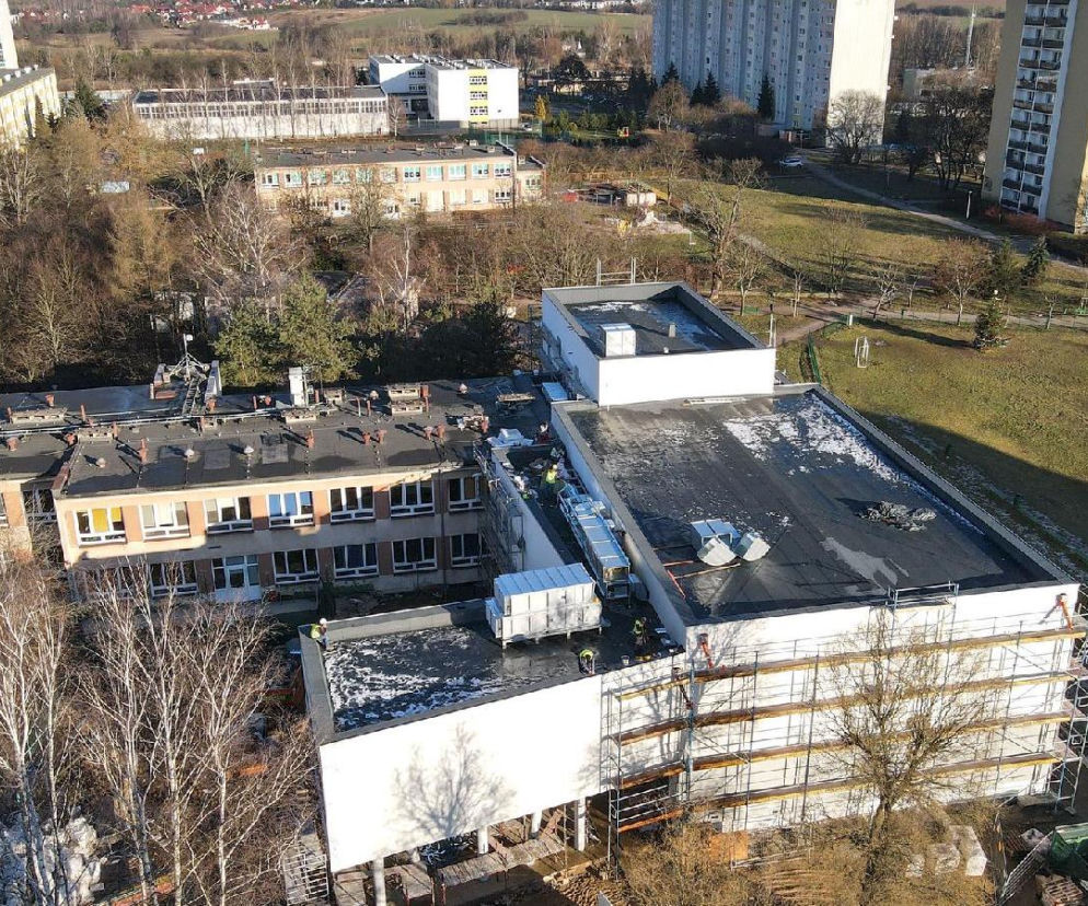 Trwa budowa sali gimnastycznej na Piątkowie