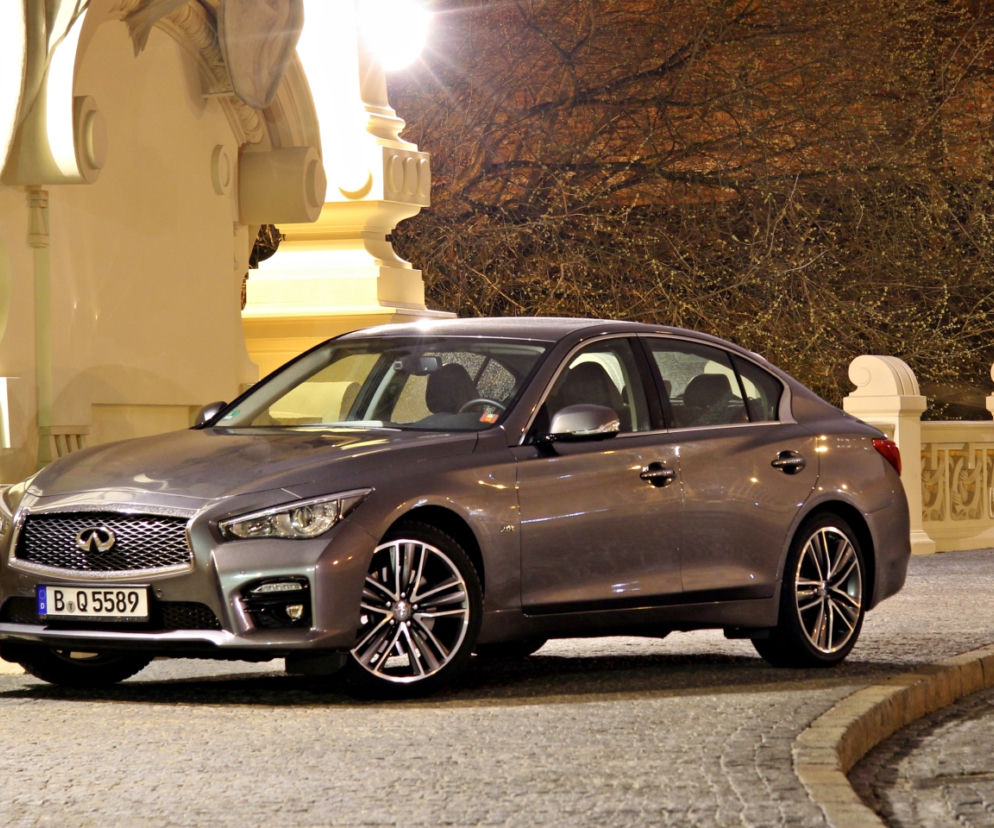 Infiniti Q50 2.0 Turbo