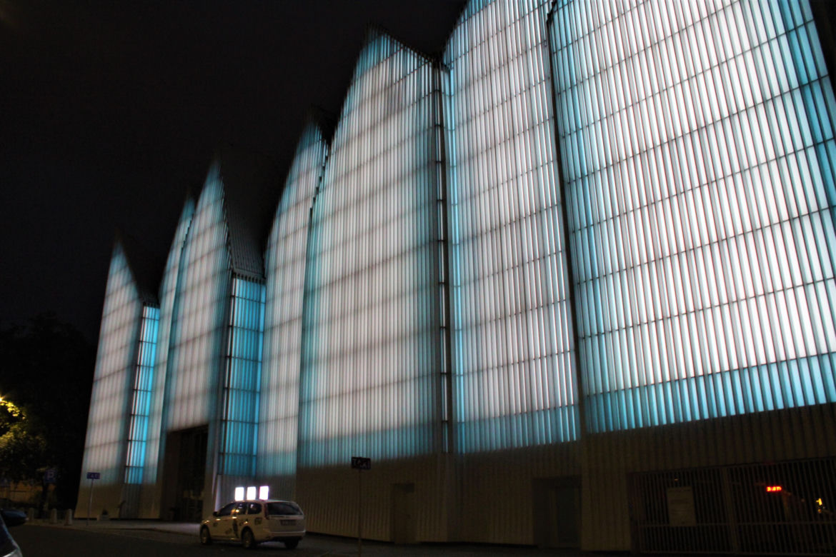 Pokaz iluminacji Filharmonii w Szczecinie z okazji Święta Muzyki