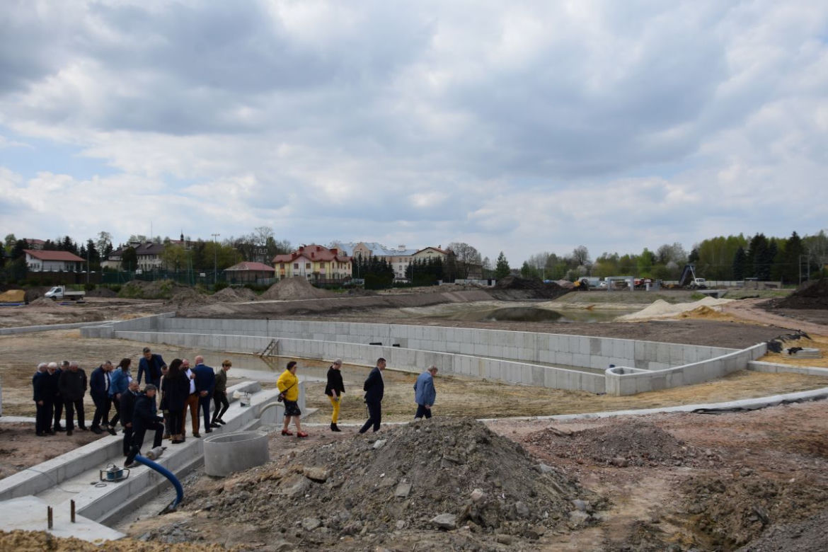W Mircu też będą mieli dwa stawy, plażę i centrum rekreacyjne 