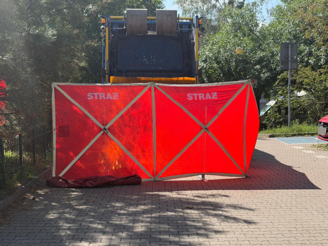 Śmiertelny wypadek w Warszawie. Nie żyje kobieta
