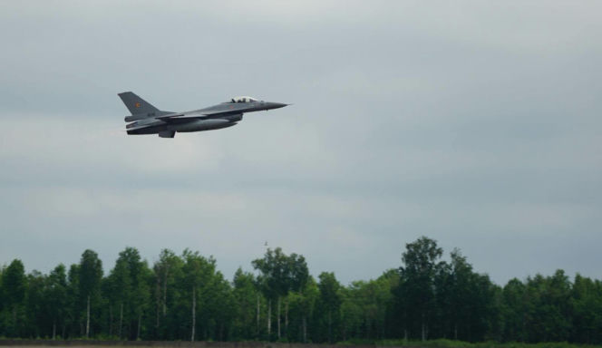 Rumuńskie F-16 zestrzeliło drona. Pierwsza taka interwencja w historii kraju