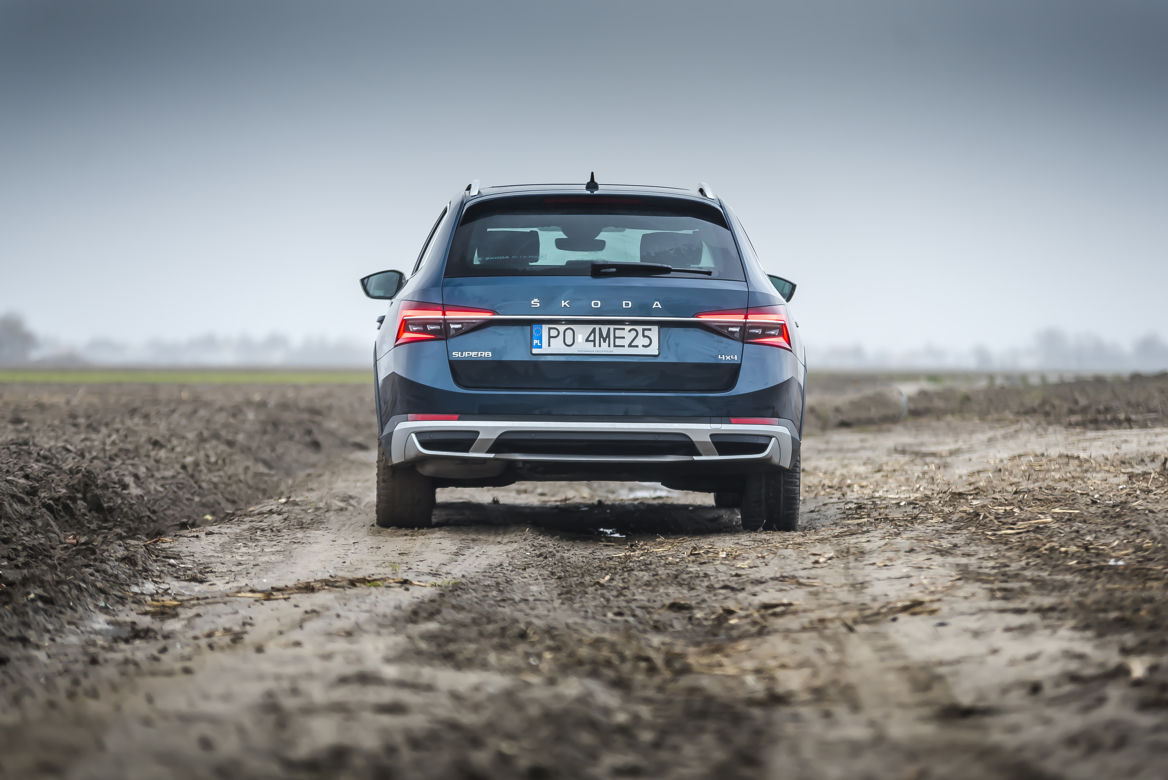 Skoda Superb Scout 2.0 TDI 190 KM 4x4 DSG7