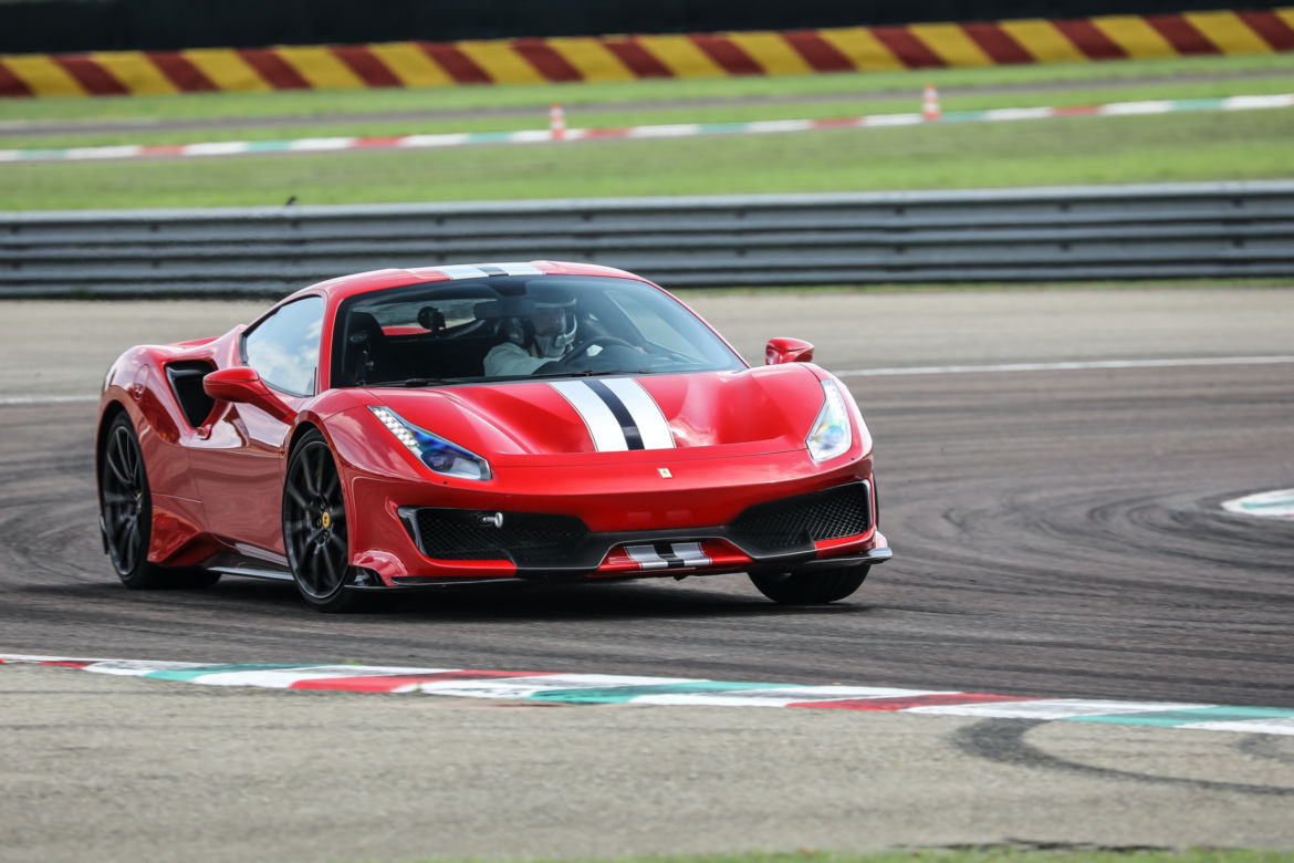 Ferrari 488 Pista 