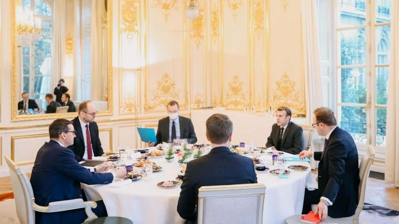Premier Mateusz Morawiecki w Pałacu Elizejskim