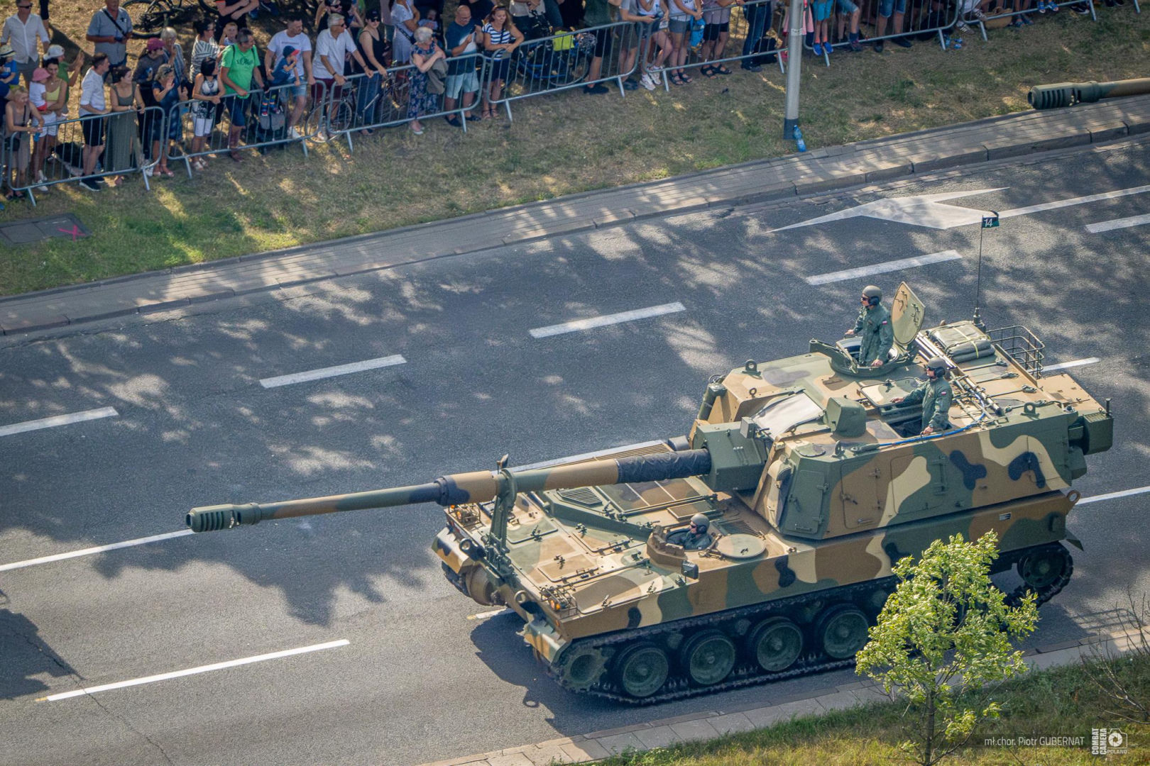 Święto Wojska Polskiego 2026: Wielka defilada w Warszawie i parada morska w Gdyni. Tysiące żołnierzy i ten sprzęt wojskowy zaskoczą Polaków