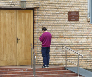 Michał Koterski z dziewczyną na spacerze