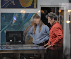 Paweł Wilczak szuka złota w w lombardzie