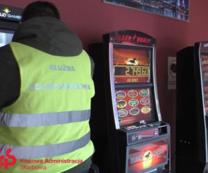 Prawie 2 tysiące nielegalnych automatów 