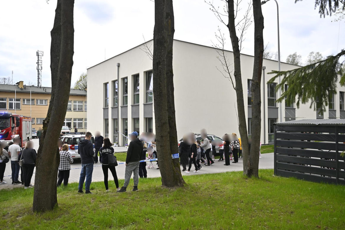 Nagłe zasłabnięcia w szkole pod Otwockiem