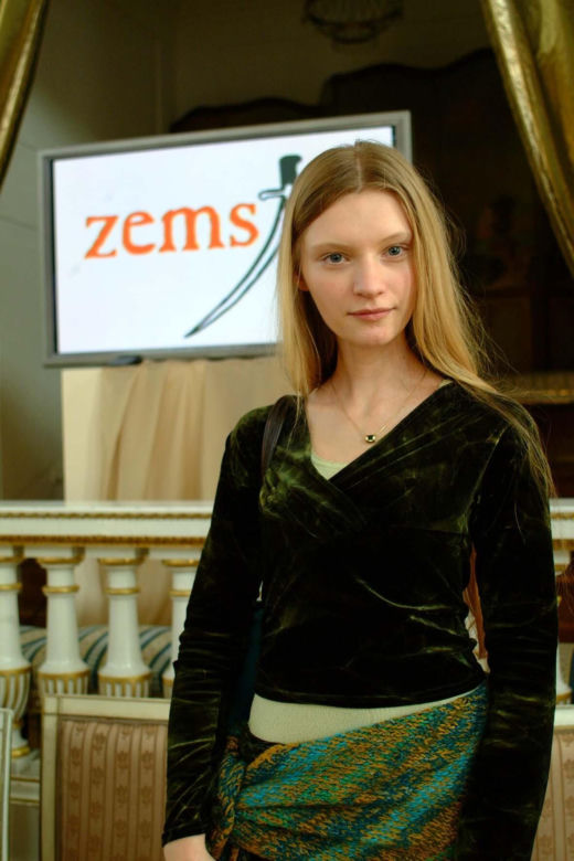 Agata Buzek kiedyś wyglądała zupełnie inaczej. Tak zmieniała się przez lata