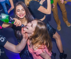 Shake That & Weekend w Shine Clubie