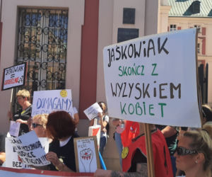 PROTEST PRACOWNIC ŻŁOBKÓW PRZED URZĘDEM MIASTA W POZNANIU