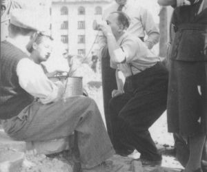 QUIZ PRL. Czy się stoi, czy się leży, trzy tysiące się należy. Tak pracowano w PRL-u