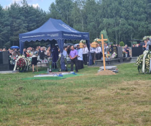 Przędzel: Pogrzeb ofiar tragicznego wypadku w Jamnicy.