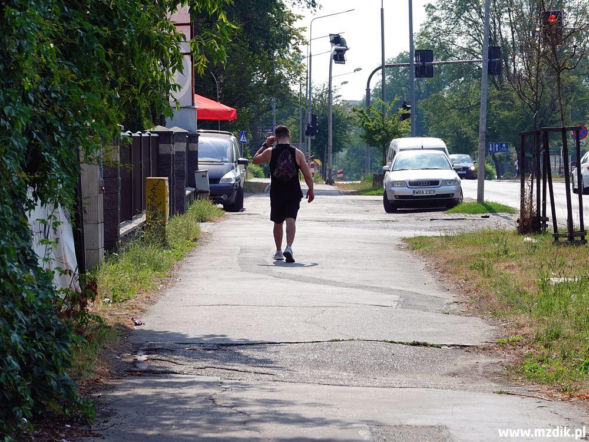 Będzie nowy chodnik i ścieżka rowerowa na ul. Struga. 