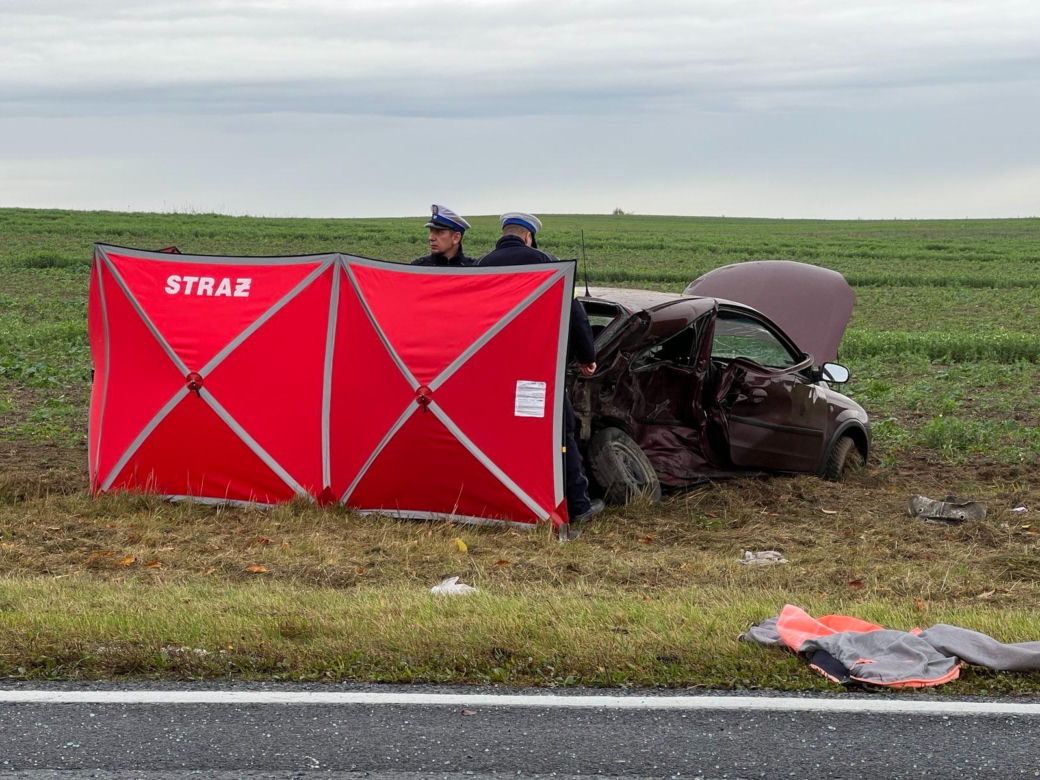 Wypadek na DK 25! Nie żyje jedna osoba [GALERIA]