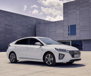 Hyundai IONIQ Plug-in lifting 2019