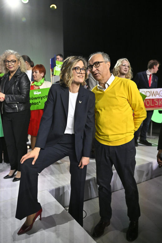 Kandydatka Lewicy na prezydenta Magdalena Biejat wraz z mężem Maciejem