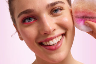 Kultowy płyn micelarny z dodatkowym benefitem  Jak ulepszono formułę kultowego kosmetyku? 