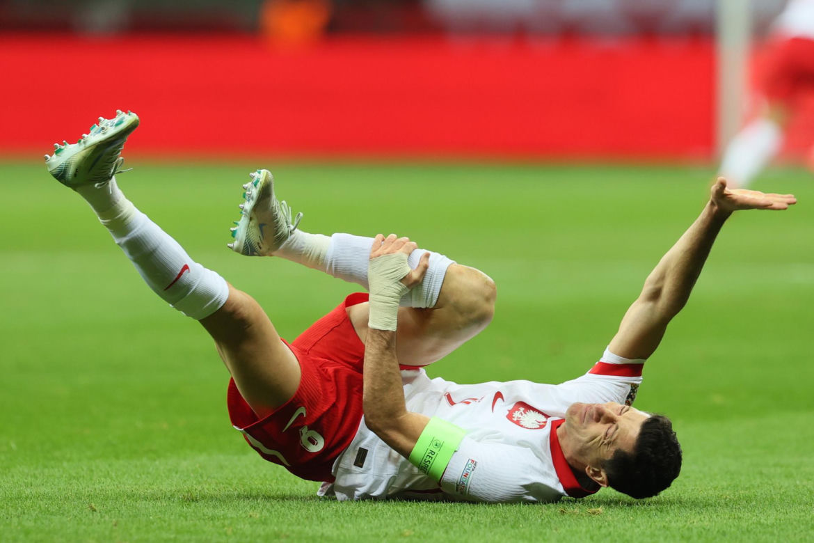 Barcelona wściekła na Lewandowskiego! Chodzi o jego kontuzję