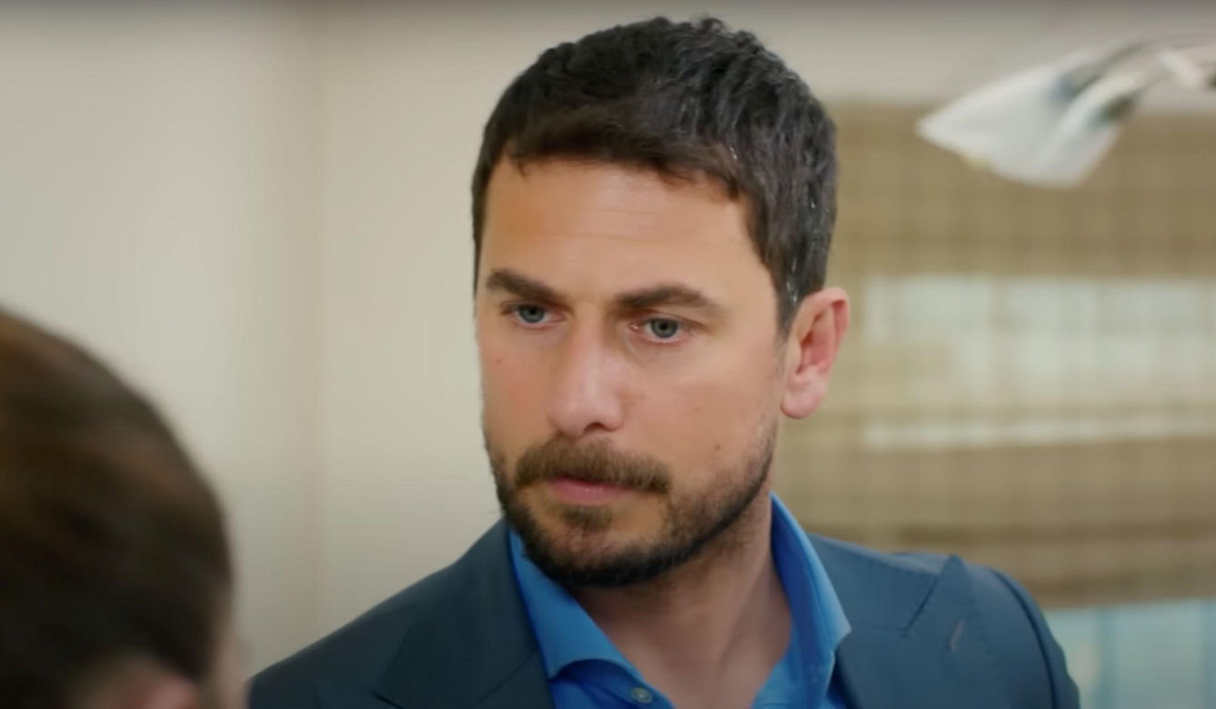 Alper zaczyna manipulować rodziną Kuzeya, by zostać w ich domu na stałe. Sili się to nie spodoba.