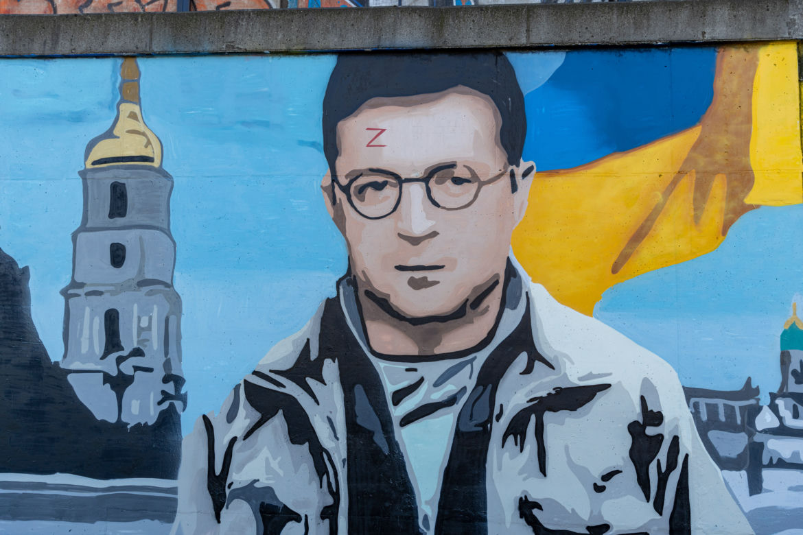 Putin był Voldemortem, a Zełenski jest Harrym Potterem! Antywojenny mural w Poznaniu