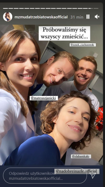Na dobre i na złe na planie. Hania Sikorka (Marta Żmuda Trzebiatowska), Michał (Mateusz Janicki), Julka Burska (Aleksandra Hamkało), Maks Beger (Tomasz Ciachorowski)