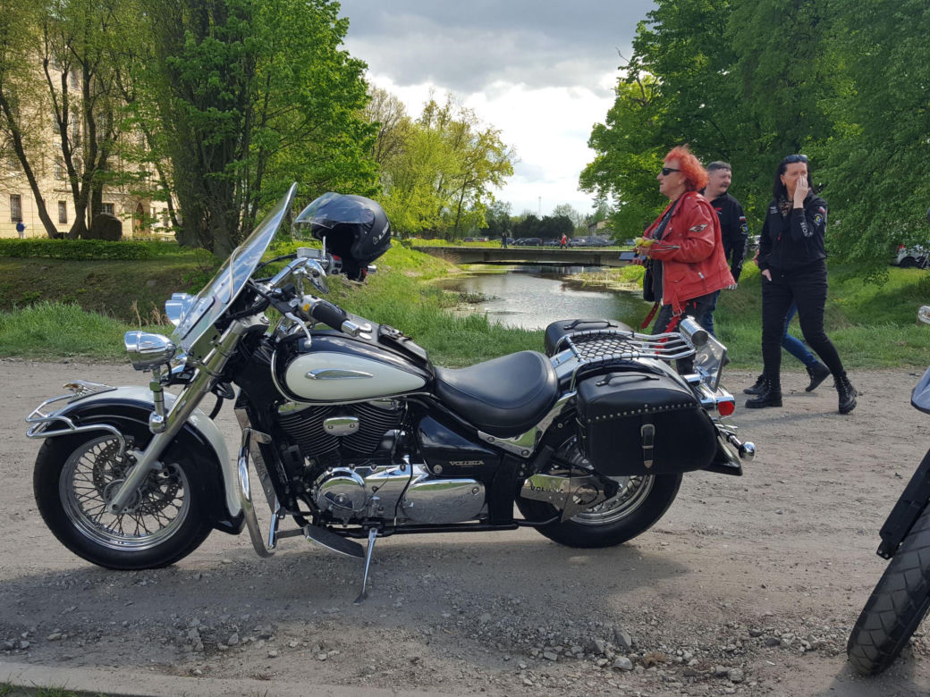 ​Setki motocyklistów na Wiosennym Święceniu Motocykli w Rydzynie