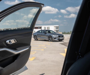 BMW 330i vs Volvo S60 T5