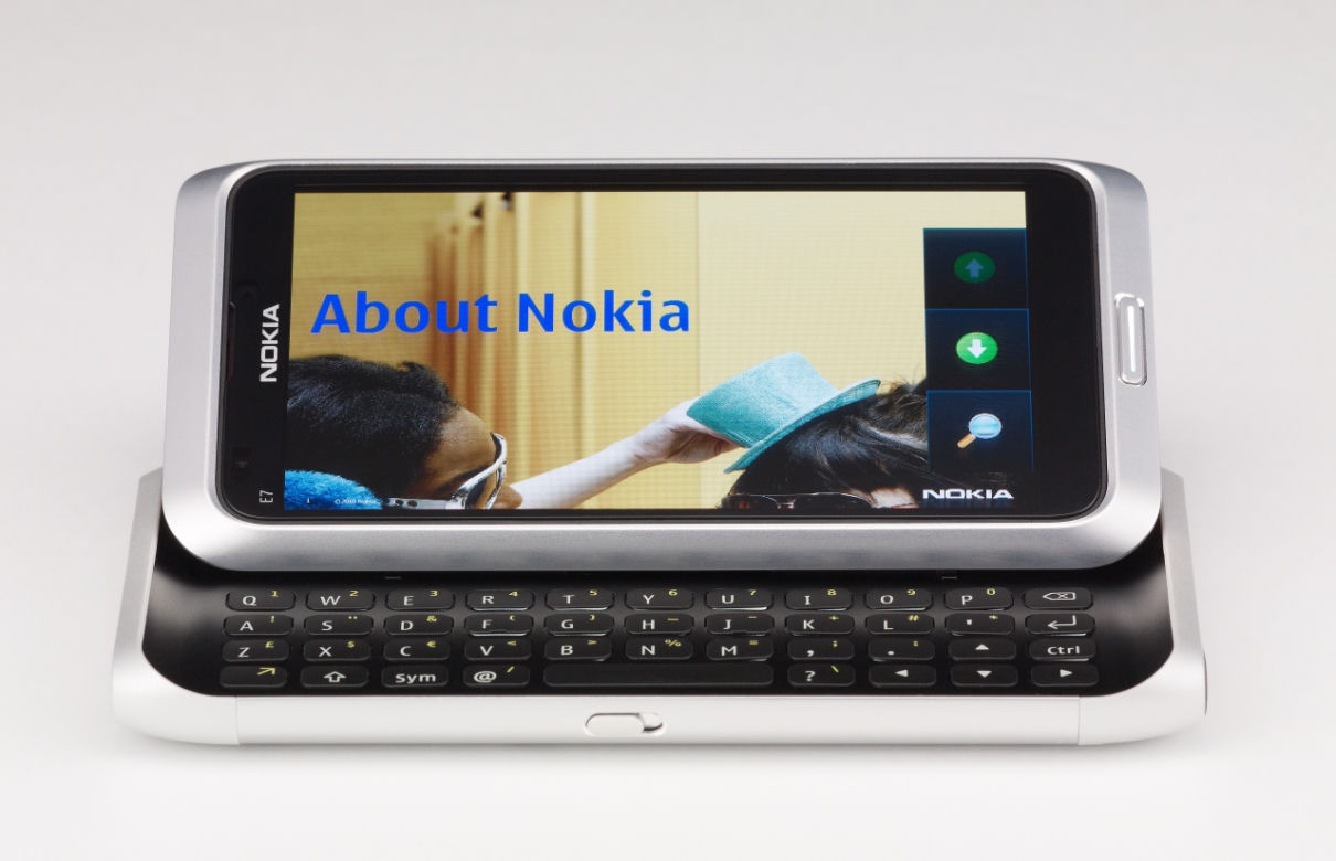 Nokia E7 - najnowszy biznesowy smartfon Nokia