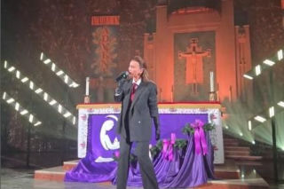 Paulla zmieniła się tak bardzo, że nawet wierni fani mają wątpliwości. Przypomina Rozenek, Kubicką i Dodę w jednym