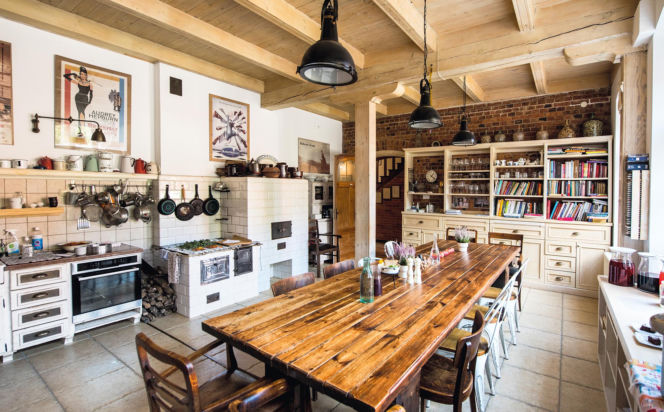 Dom w poniemieckiej szkole na Mazurach