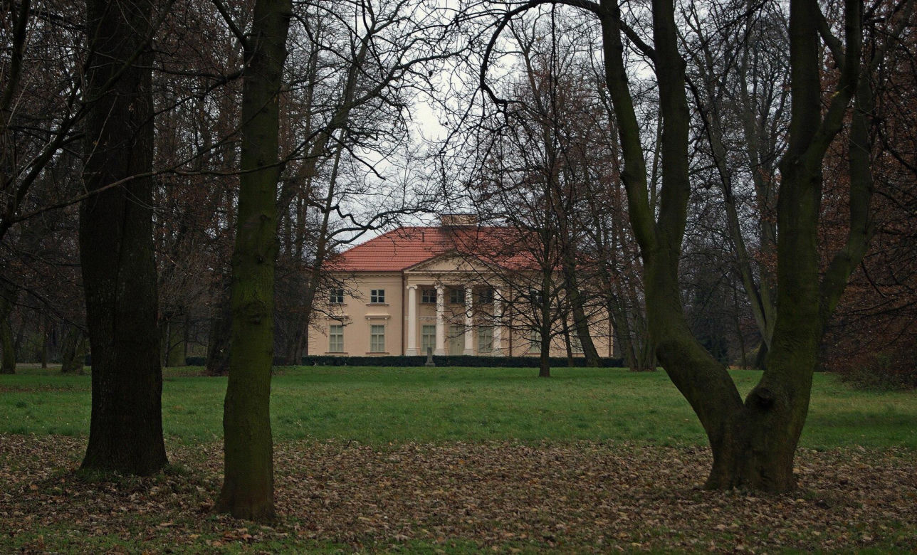 Najpiękniejsze pałace w Małopolsce. Te miejsca powinien zobaczyć każdy turysta!