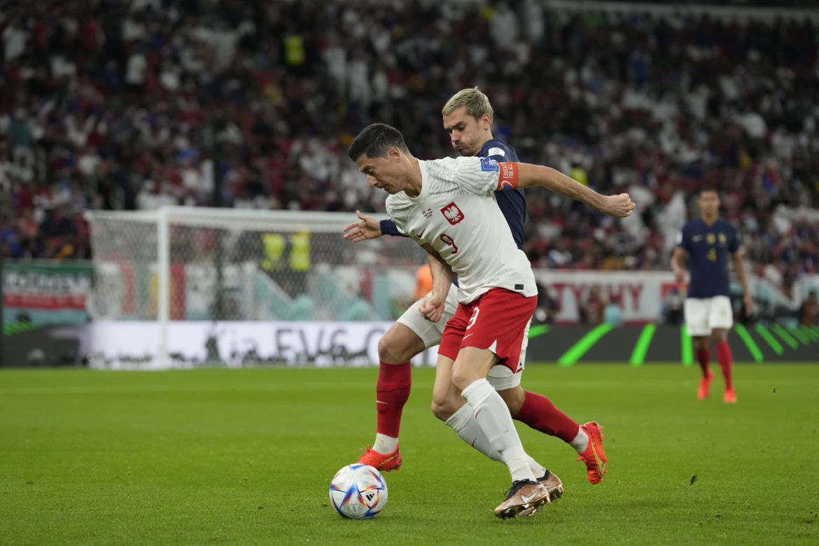 Robert Lewandowski zgarnął nagrodę Golden Foot 2022