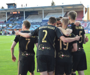 Górnik Zabrze - Arka Gdynia: Nieważny styl, ważne punkty [ZDJĘCIA KIBICÓW]