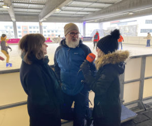 Kryte lodowisko przy Hali Urania