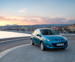 Mazda 2 Exclusive hatchback, model 2011