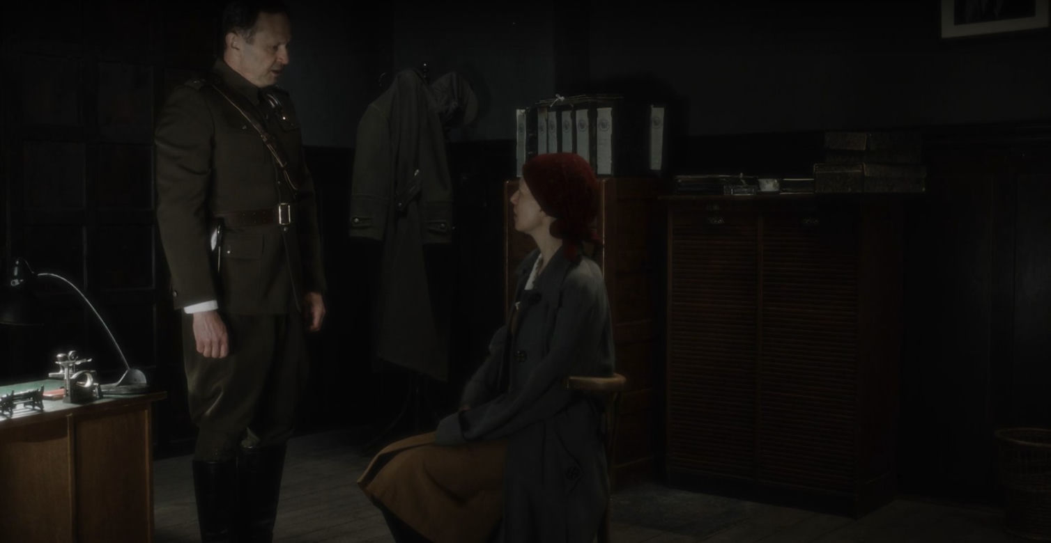 Dom pod Dwoma Orłami odc. 10. Zofia Szablewska (Karolina Gruszka), Jan Liski (Andrzej Konopka)